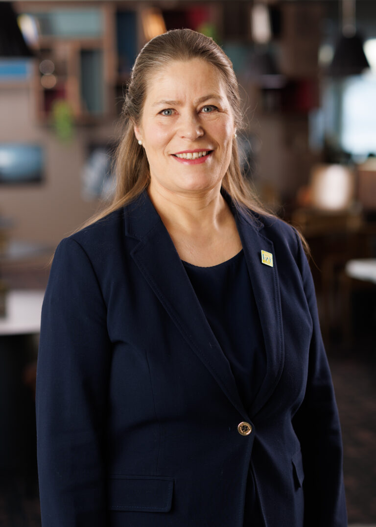 Linda Helen Haukland