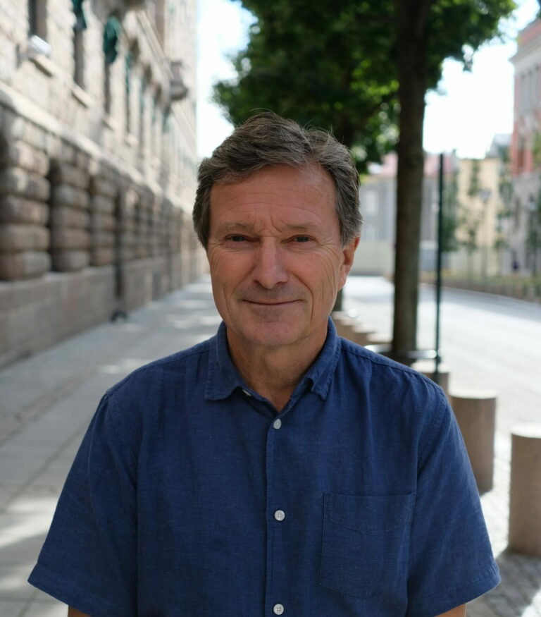 Eirik Lundstein, konsulent