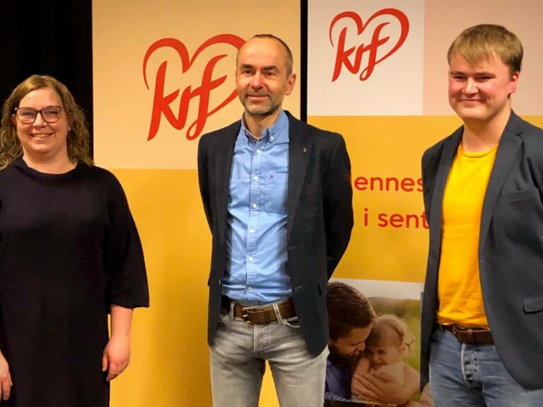 Bilde av Åste Marie L. Lindau, Øvind Håbrekke, og Daniel Myhren Hovind